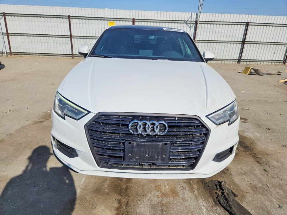 Продаж на аукціоні авто 2017 Audi A3, vin: WAUAUGFF6H1027381, номер лоту: 68076666