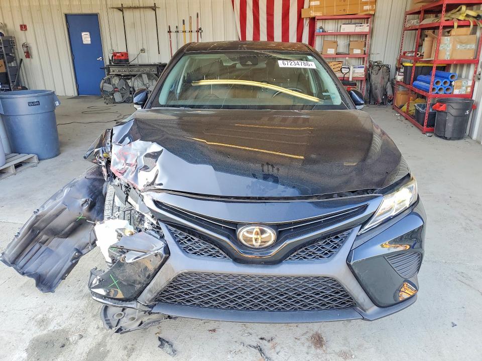 2020 Toyota Camry მანქანა იყიდება აუქციონზე, vin: 4T1G11AK6LU859992, აუქციონის ნომერი: 67234786