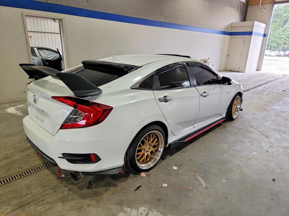 Продаж на аукціоні авто 2016 Honda Civic, vin: 2HGFC1F33GH631843, номер лоту: 70261856