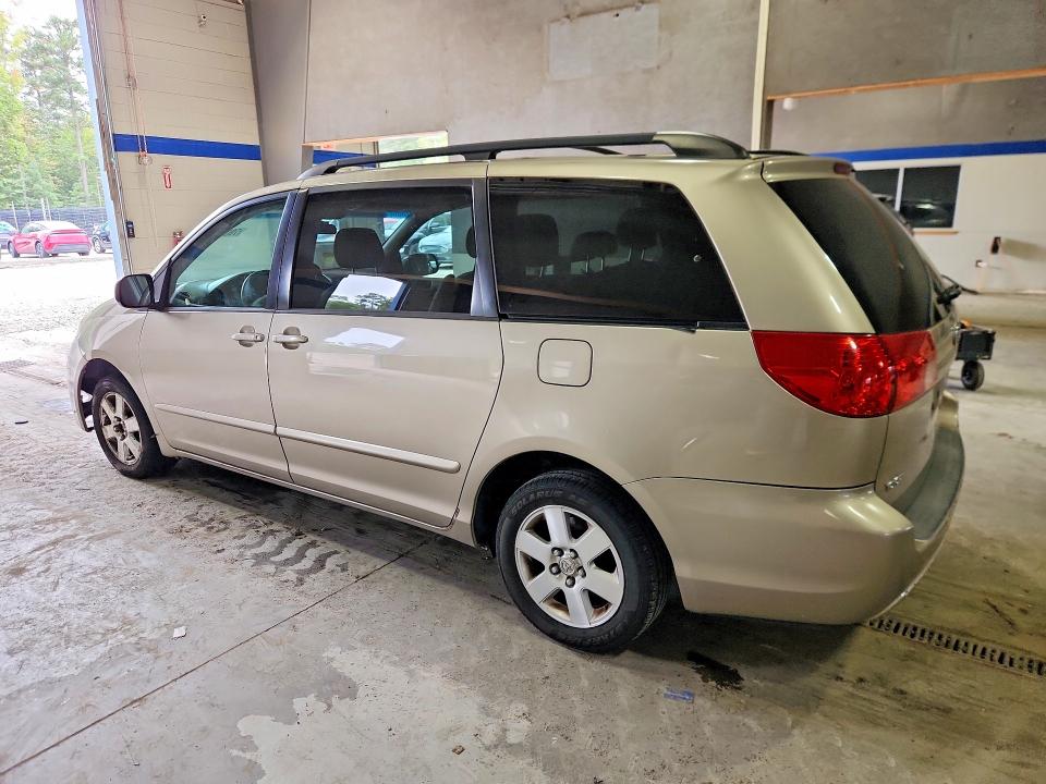 Продажа на аукционе авто 2008 Toyota Sienna, vin: 5TDZK23C88S210034, номер лота: 70002296