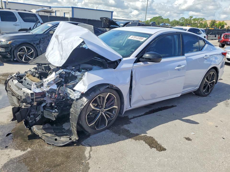 67813386 :رقم المزاد ، 1N4BL4CV8RN341148 vin ، 2024 Nissan Altima مزاد بيع