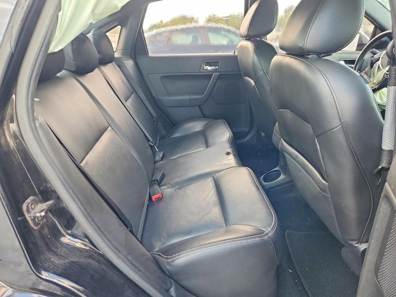 Продажа на аукционе авто 2011 Ford Focus, vin: 1FAHP3HN8BW102474, номер лота: 68172306