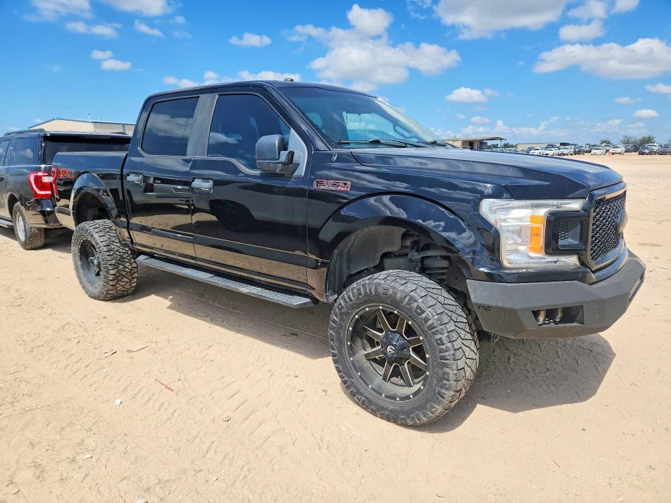 69824436 :رقم المزاد ، 1FTEW1E51JKC08232 vin ، 2018 Ford F150 مزاد بيع