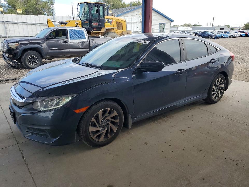 68707676 :رقم المزاد ، 19XFC2F7XGE097985 vin ، 2016 Honda Civic مزاد بيع