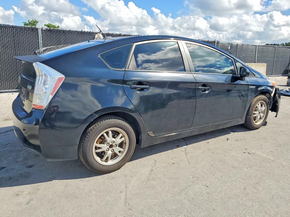 69607606 :رقم المزاد ، JTDKN3DU4A0167682 vin ، 2010 Toyota Prius مزاد بيع