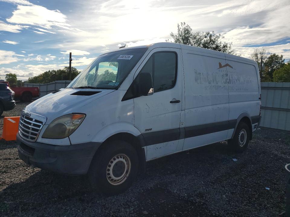 Aukcja sprzedaży 2012 Freightliner Sprinter, vin: WDYPE7CC2C5661216, numer aukcji: 69826336
