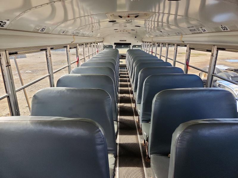69931676 :رقم المزاد ، 1BAKJCPA1DF290753 vin ، 2013 Blub School Bus مزاد بيع