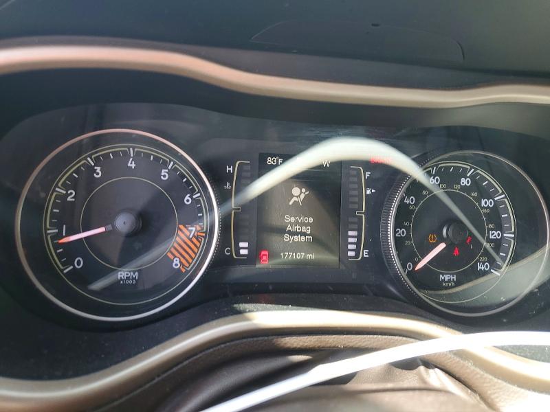 69016556 :رقم المزاد ، 1C4PJLCS4EW261372 vin ، 2014 Jeep Cherokee مزاد بيع