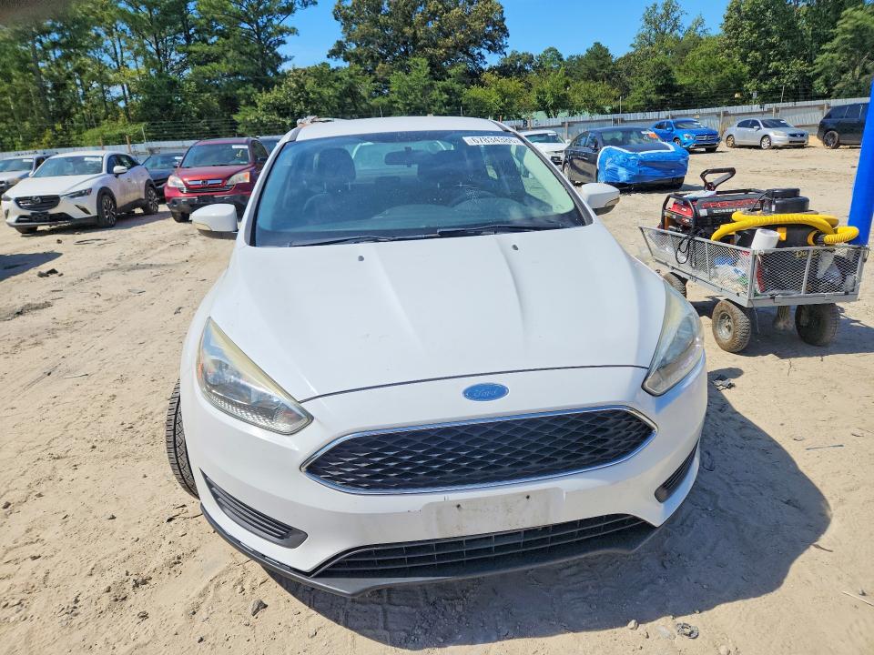 Продажа на аукционе авто 2015 Ford Focus, vin: 1FADP3F27FL317567, номер лота: 67834386