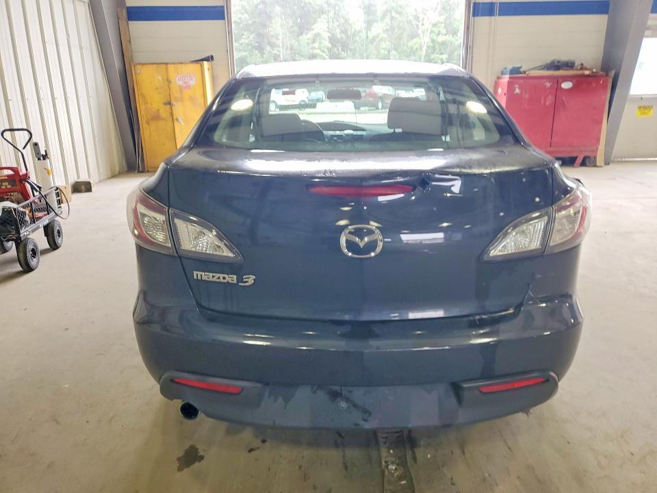 Продаж на аукціоні авто 2011 Mazda 3, vin: JM1BL1VG3B1433773, номер лоту: 68952236