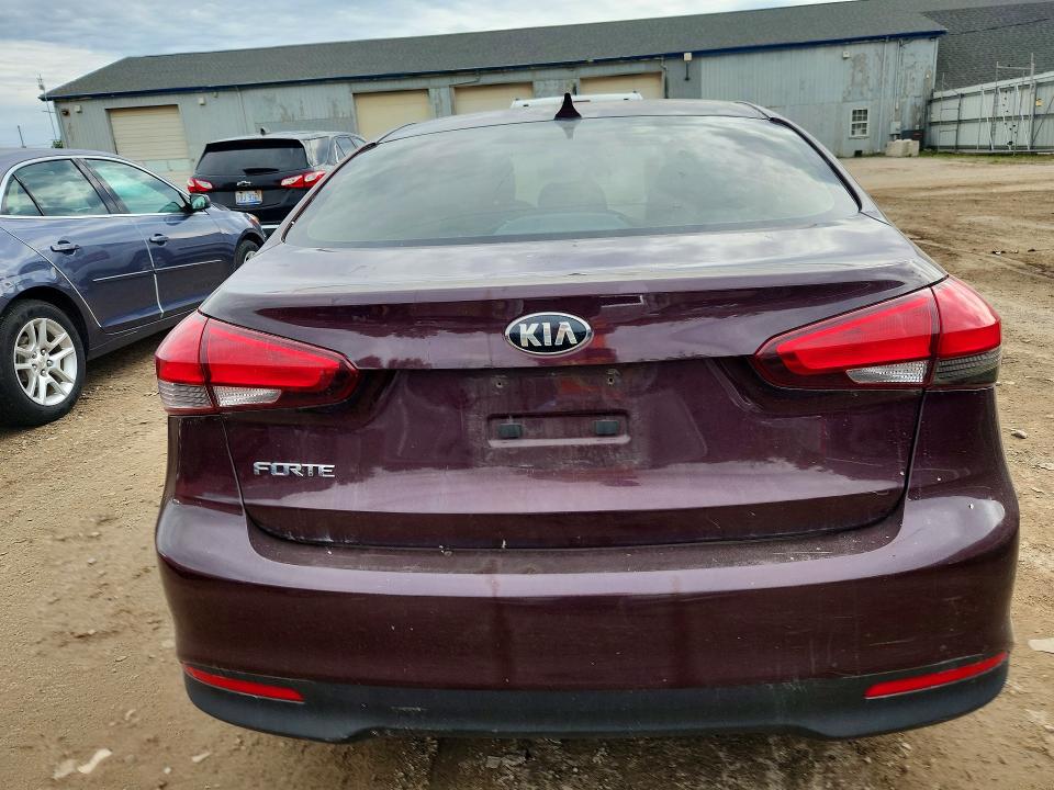 69175496 :رقم المزاد ، 3KPFK4A70HE119452 vin ، 2017 Kia Forte مزاد بيع