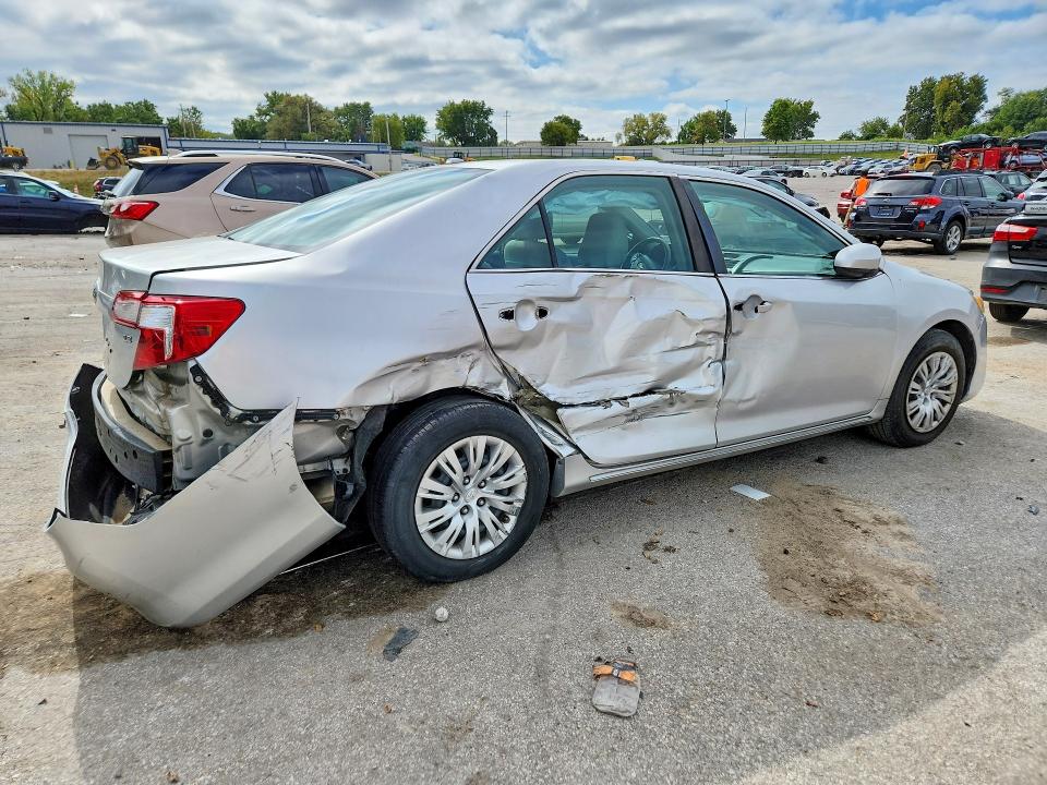 Продажа на аукционе авто 2014 Toyota Camry, vin: 4T4BF1FK7ER443527, номер лота: 68401366