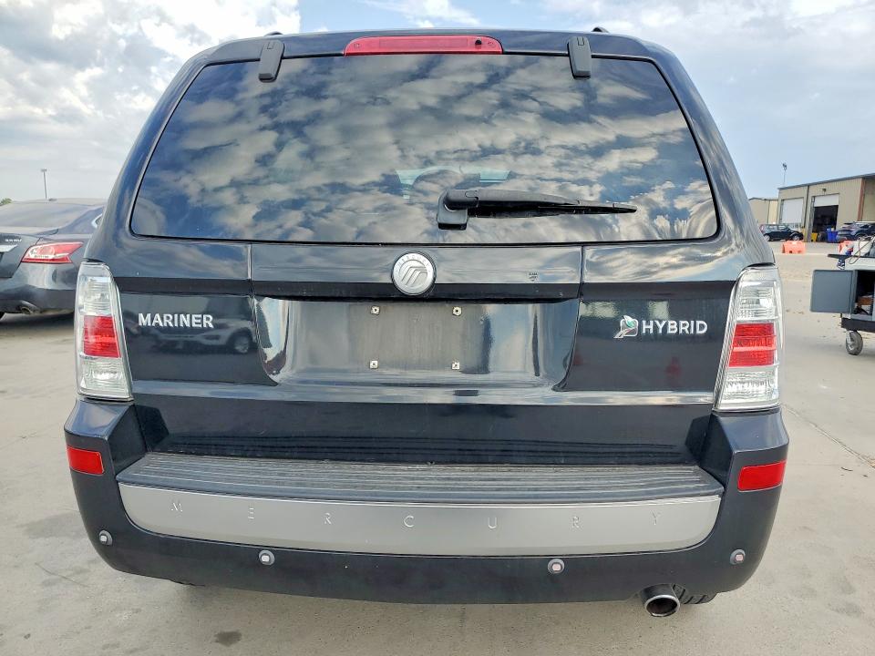 70478306 :رقم المزاد ، 4M2CU29HX8KJ33817 vin ، 2008 Mercury Mariner مزاد بيع