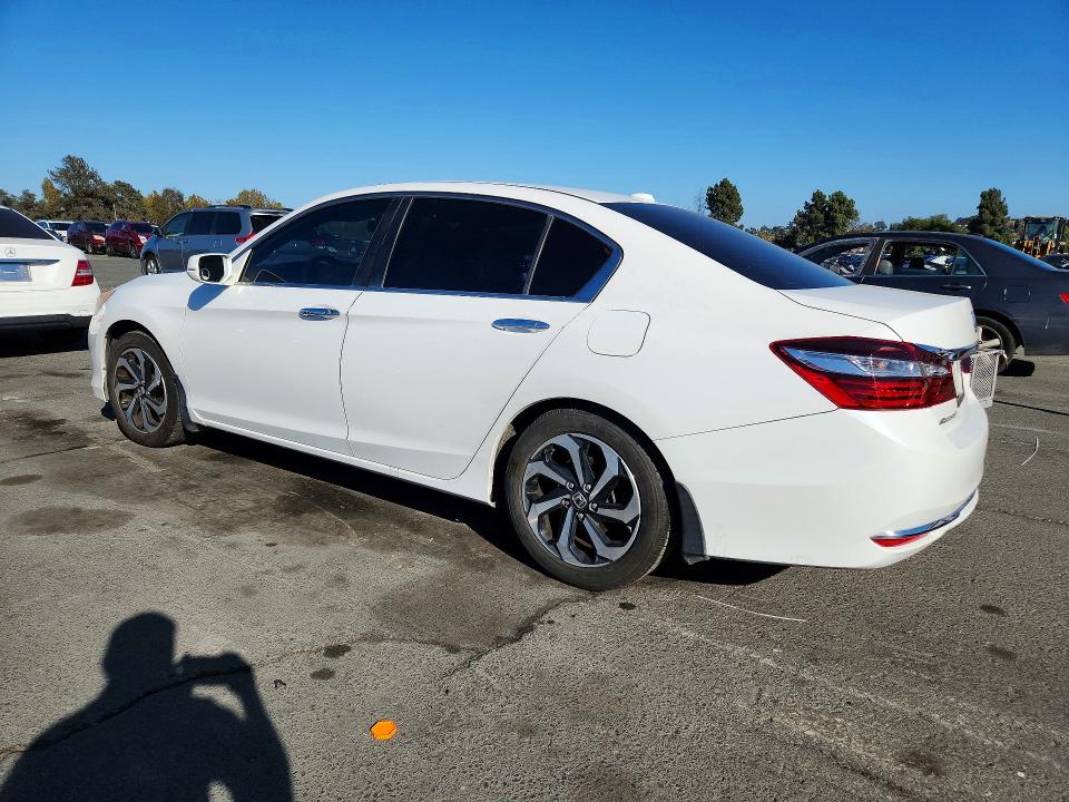 Продаж на аукціоні авто 2016 Honda Accord, vin: 1HGCR2F74GA215194, номер лоту: 66788056