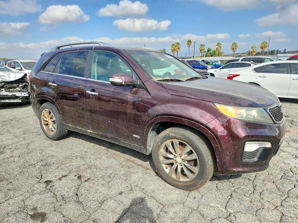 68323406 :رقم المزاد ، 5XYKWDA21BG174798 vin ، 2011 Kia Sorento مزاد بيع