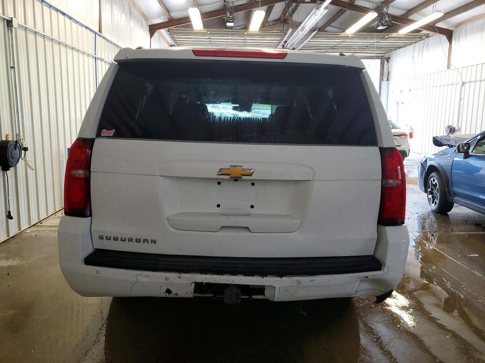 69028166 :رقم المزاد ، 1GNSKHKC6JR257127 vin ، 2018 Chevrolet Suburban مزاد بيع