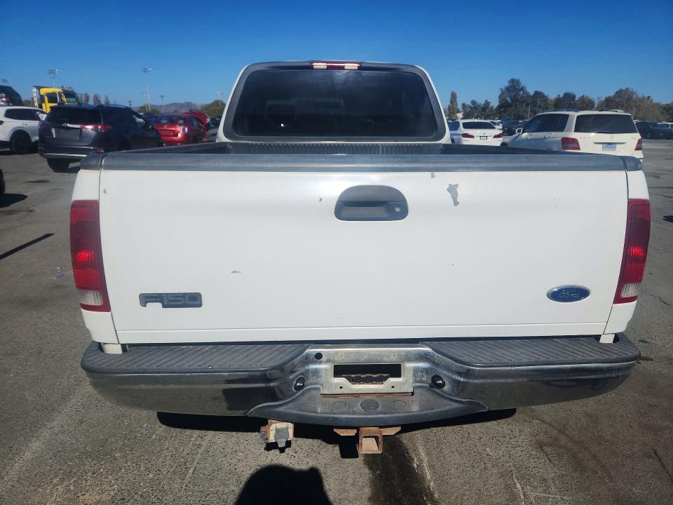 70877436 :رقم المزاد ، 1FTRX17L42NA70504 vin ، 2002 Ford F150 مزاد بيع