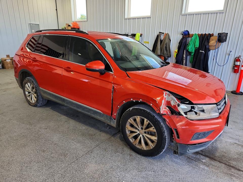 2018 Volkswagen Tiguan მანქანა იყიდება აუქციონზე, vin: 3VV2B7AX8JM170887, აუქციონის ნომერი: 70794756
