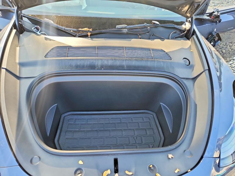 68700736 :رقم المزاد ، 7SAYGAEE4PF844193 vin ، 2023 Tesla Model Y مزاد بيع