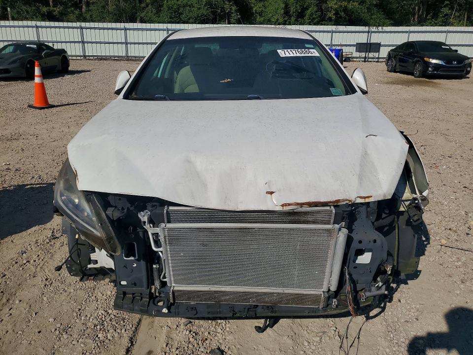 Продажа на аукционе авто 2017 Hyundai Sonata Hybrid, vin: KMHE24L32HA068685, номер лота: 71176886
