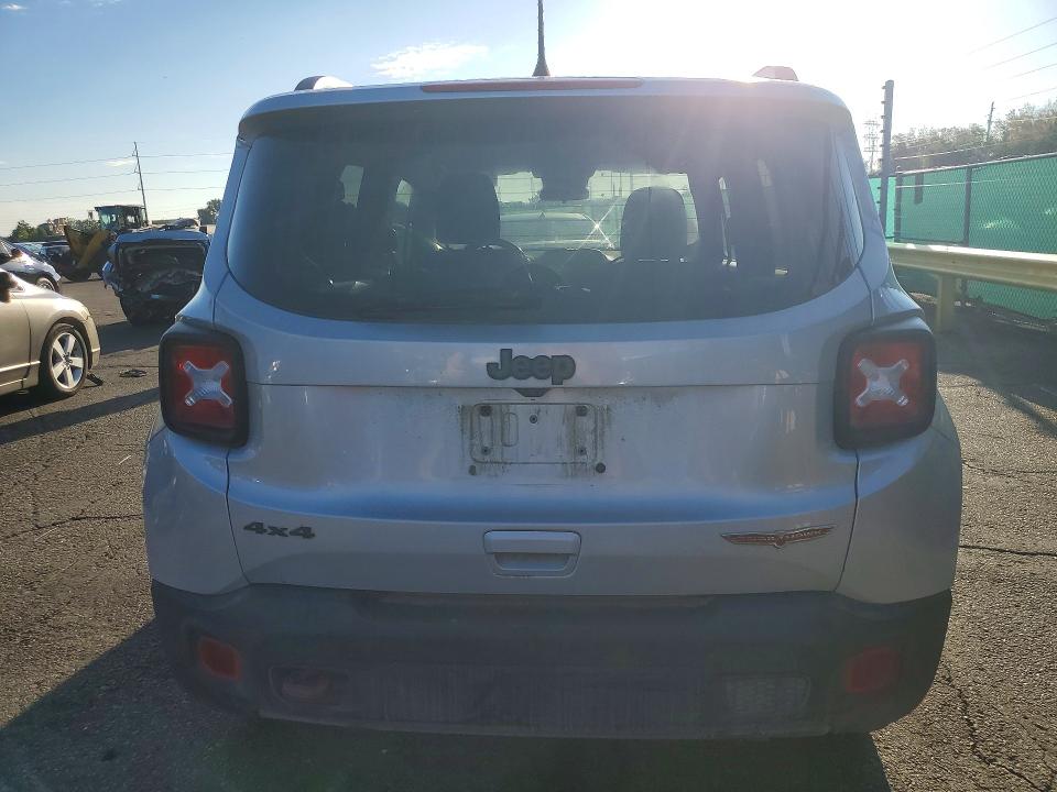 69962766 :رقم المزاد ، ZACNJBC19KPK05927 vin ، 2019 Jeep Renegade مزاد بيع