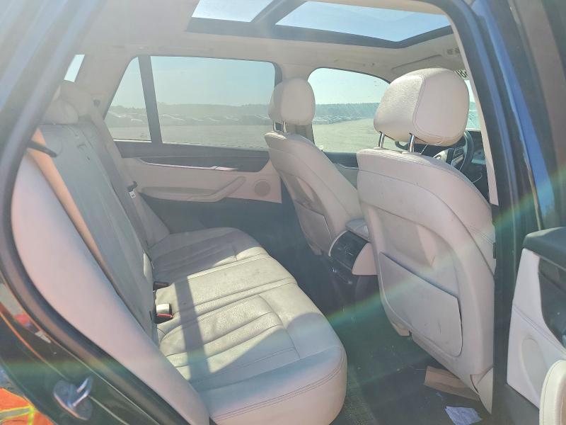 68041516 :رقم المزاد ، 5UXKR0C56F0P02983 vin ، 2015 Bmw X5 مزاد بيع