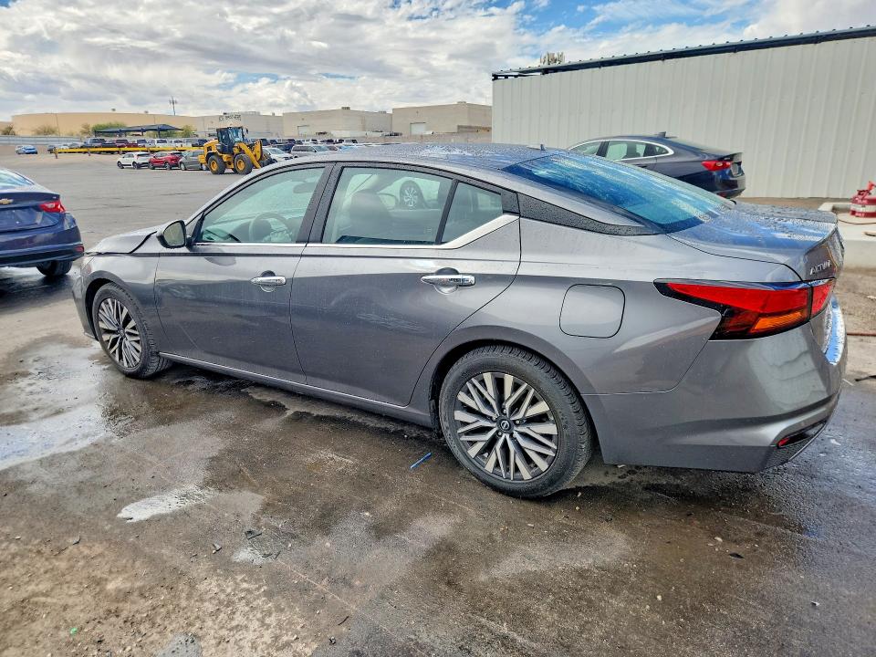 69936776 :رقم المزاد ، 1N4BL4DV4SN367721 vin ، 2025 Nissan Altima مزاد بيع