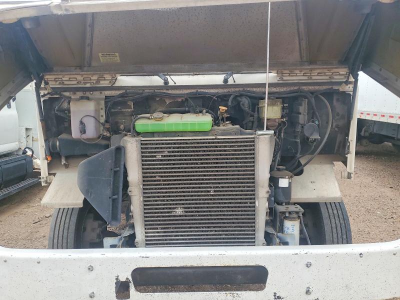 2004 Freightliner Mt45 Chassis მანქანა იყიდება აუქციონზე, vin: 4UZAANBW14CM64480, აუქციონის ნომერი: 69232876