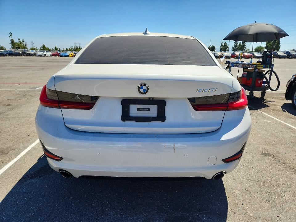 67214196 :رقم المزاد ، 3MW5R1J04L8B20522 vin ، 2020 Bmw 330i مزاد بيع
