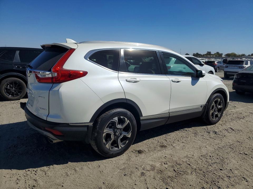 70840656 :رقم المزاد ، 2HKRW2H99JH625618 vin ، 2018 Honda Cr-v مزاد بيع