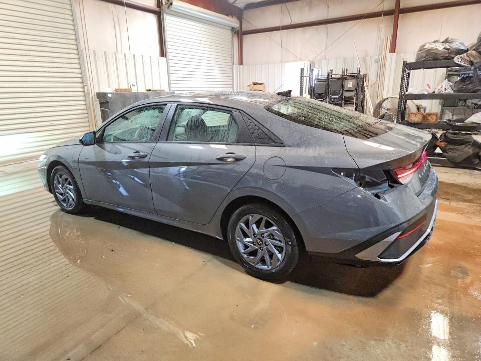 2026 Hyundai Elantra Hybrid მანქანა იყიდება აუქციონზე, vin: KMHLM4DJ9TU201917, აუქციონის ნომერი: 70595916