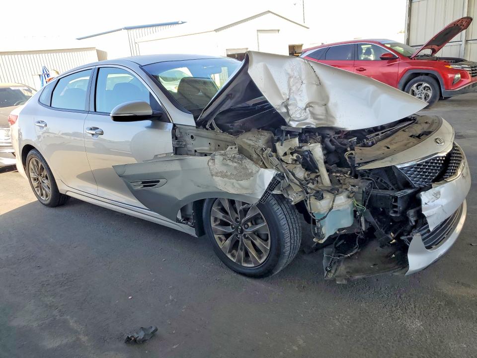 68968906 :رقم المزاد ، 5XXGT4L37JG272452 vin ، 2018 Kia Optima مزاد بيع