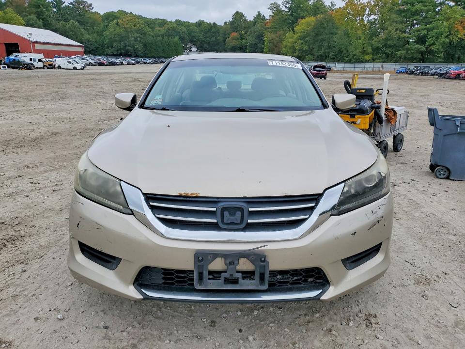 71142356 :رقم المزاد ، 1HGCR2F35DA017720 vin ، 2013 Honda Accord مزاد بيع
