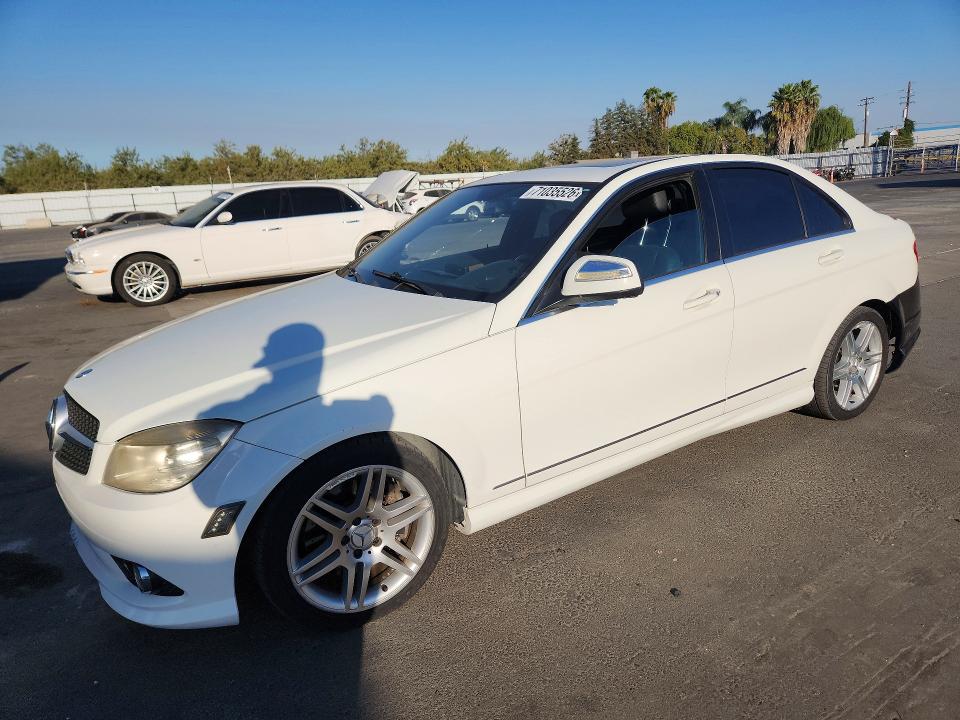 71035526 :رقم المزاد ، WDDGF56X99R050795 vin ، 2009 Mercedes-benz C مزاد بيع