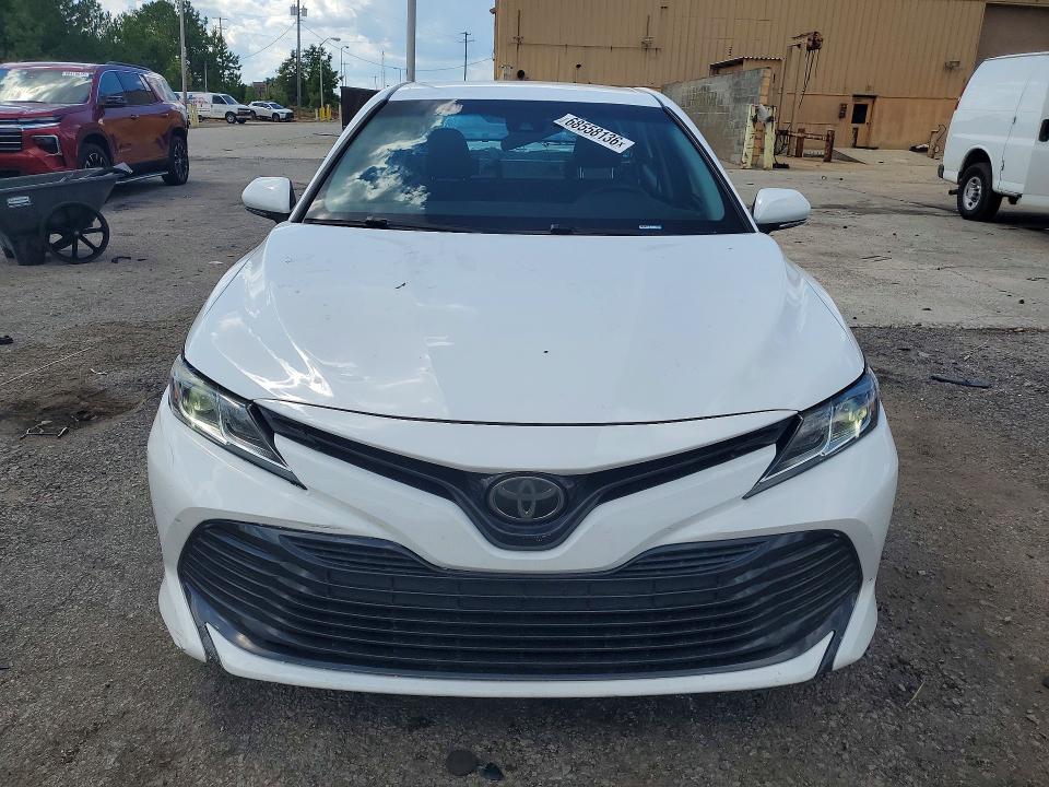 Продажа на аукционе авто 2018 Toyota Camry, vin: 4T1B11HK4JU512478, номер лота: 68558136