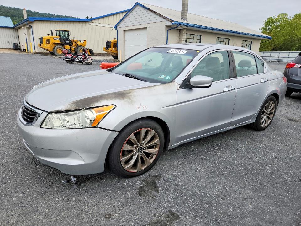 70772516 :رقم المزاد ، 1HGCP26818A098562 vin ، 2008 Honda Accord مزاد بيع