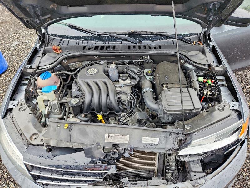 67929336 :رقم المزاد ، 3VW2K7AJ4FM252453 vin ، 2015 Volkswagen Jetta مزاد بيع