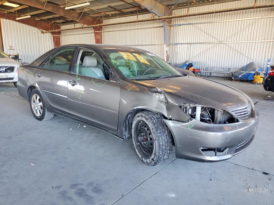 Продажа на аукционе авто 2005 Toyota Camry, vin: 4T1BF30K75U618244, номер лота: 70240826