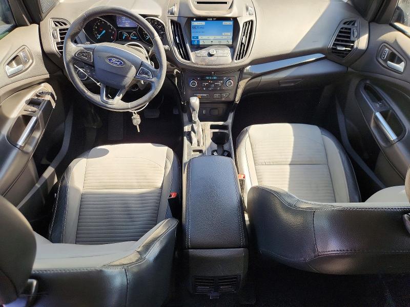 71175266 :رقم المزاد ، 1FMCU0GD9JUB14322 vin ، 2018 Ford Escape مزاد بيع