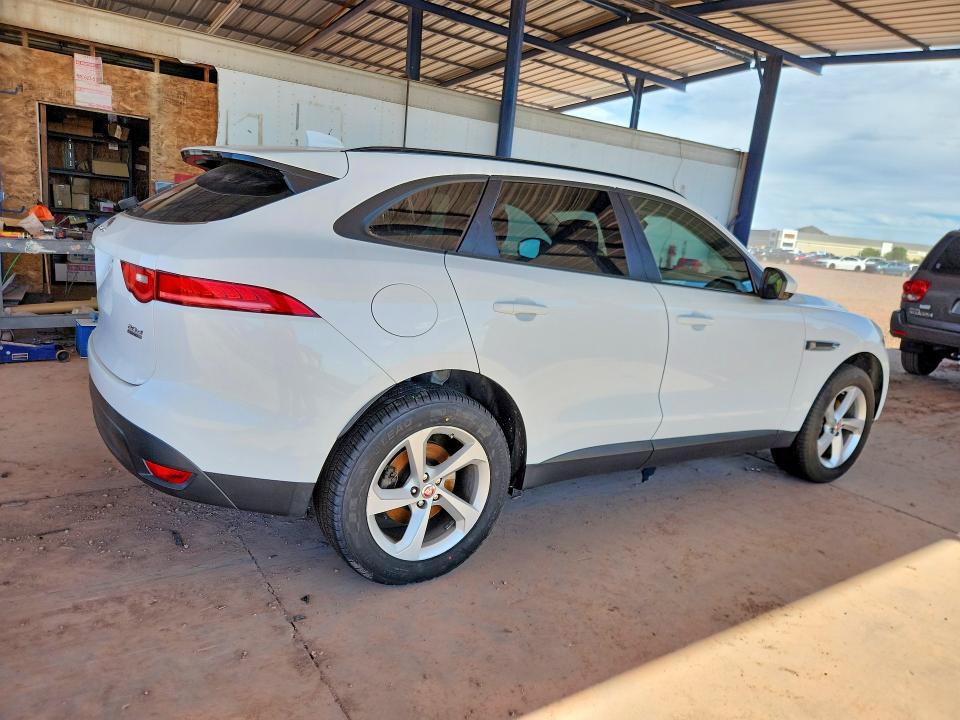 69398636 :رقم المزاد ، SADCJ2BN9HA094226 vin ، 2017 Jaguar F-pace مزاد بيع
