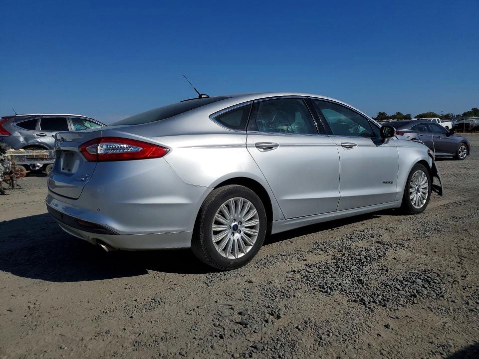 2016 Ford Fusion მანქანა იყიდება აუქციონზე, vin: 3FA6P0LU7GR304737, აუქციონის ნომერი: 69963486