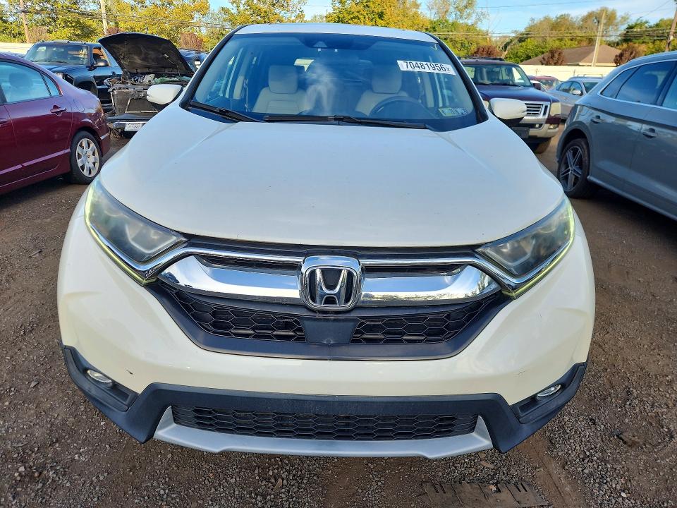 70481956 :رقم المزاد ، 2HKRW2H5XJH667941 vin ، 2018 Honda Cr-v مزاد بيع