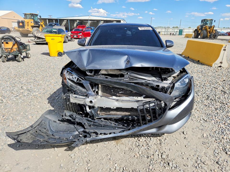 67325406 :رقم المزاد ، 55SWF4KB1HU222072 vin ، 2017 Mercedes-benz C مزاد بيع