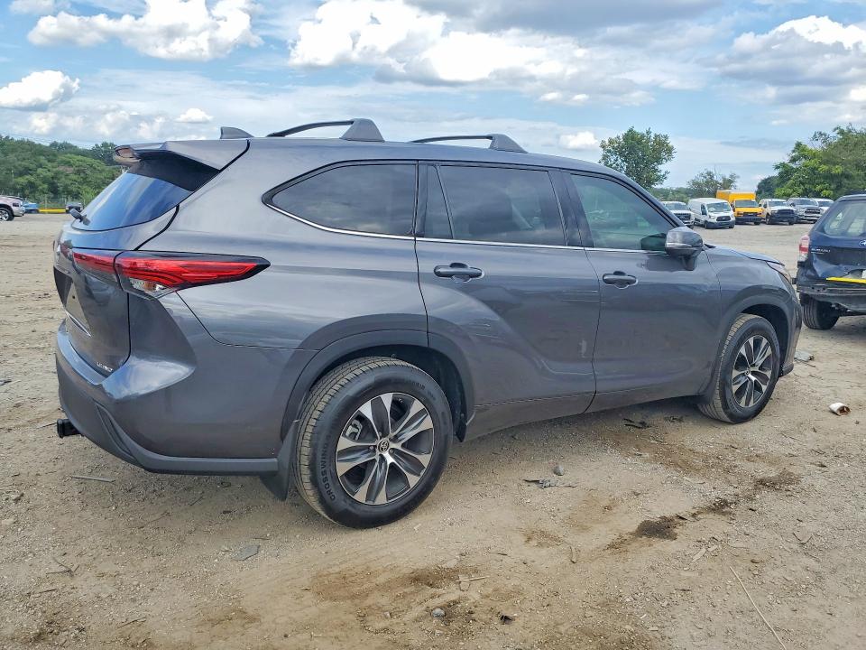 Aukcja sprzedaży 2022 Toyota Highlander, vin: 5TDBZRBH2NS573329, numer aukcji: 68135986