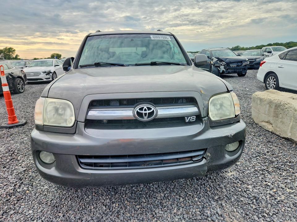 69997006 :رقم المزاد ، 5TDBT48AX6S268015 vin ، 2006 Toyota Sequoia مزاد بيع