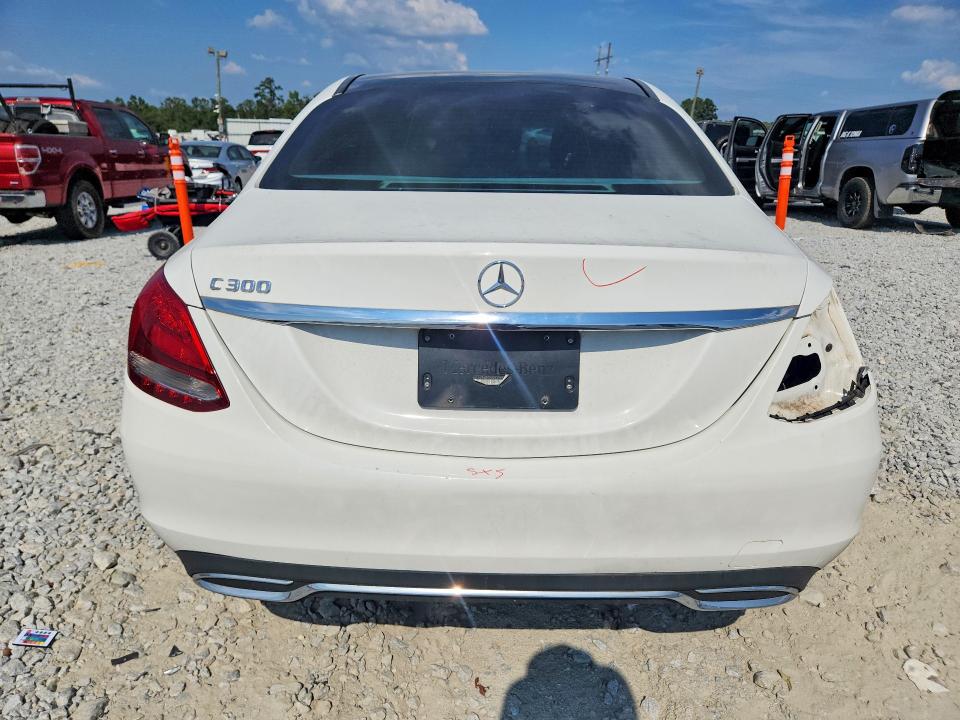 67455036 :رقم المزاد ، 55SWF4JB7HU214365 vin ، 2017 Mercedes-benz C مزاد بيع