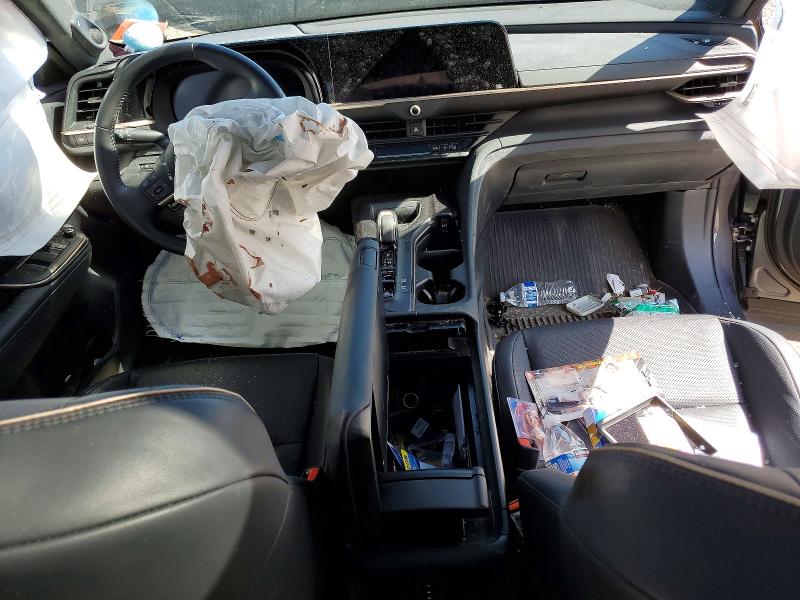 68876966 :رقم المزاد ، JTDAAAAF4P3013384 vin ، 2023 Toyota Crown مزاد بيع