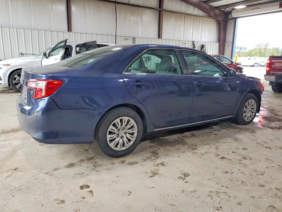 70541486 :رقم المزاد ، 4T1BF1FK9EU830543 vin ، 2014 Toyota Camry مزاد بيع