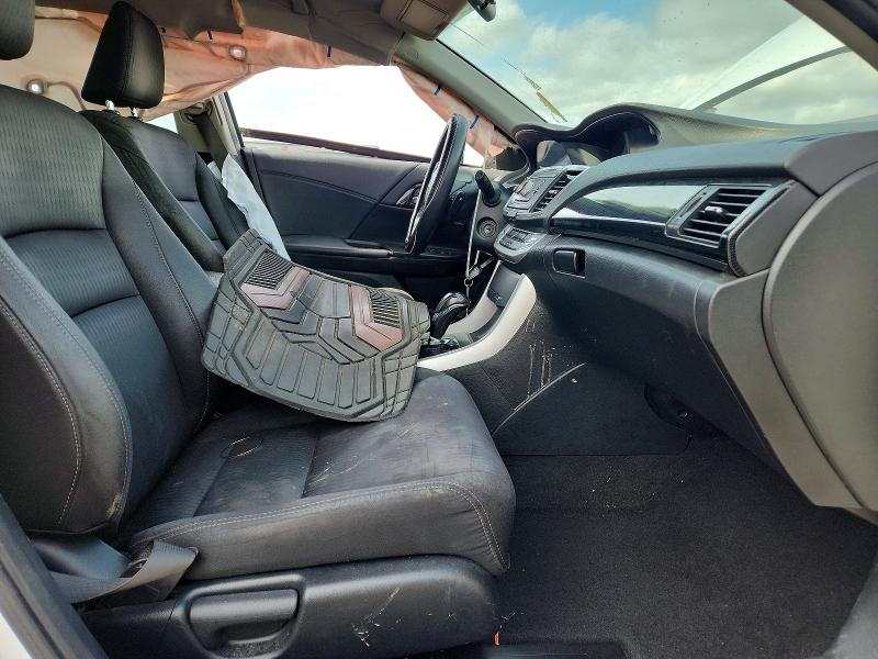 69142106 :رقم المزاد ، 1HGCR2F5XEA120618 vin ، 2014 Honda Accord مزاد بيع