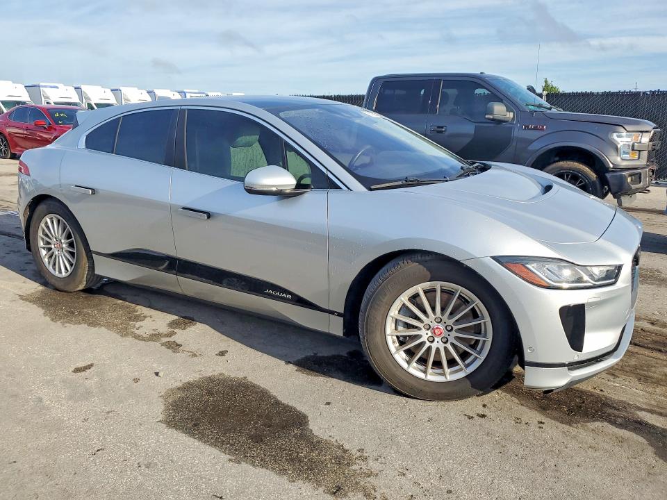 67869776 :رقم المزاد ، SADHB2S16L1F84893 vin ، 2020 Jaguar I-pace مزاد بيع